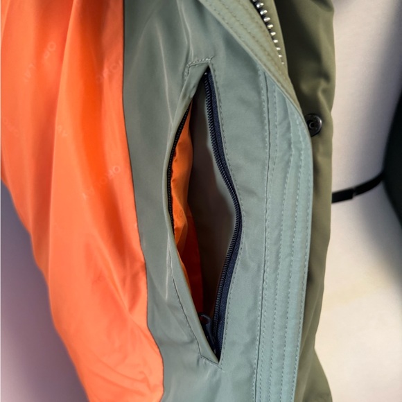 NEW Orolay Women's Thickened Down Jacket Full Zip Hooded Puffer Coat Zip Pockets - Picture 13 of 14